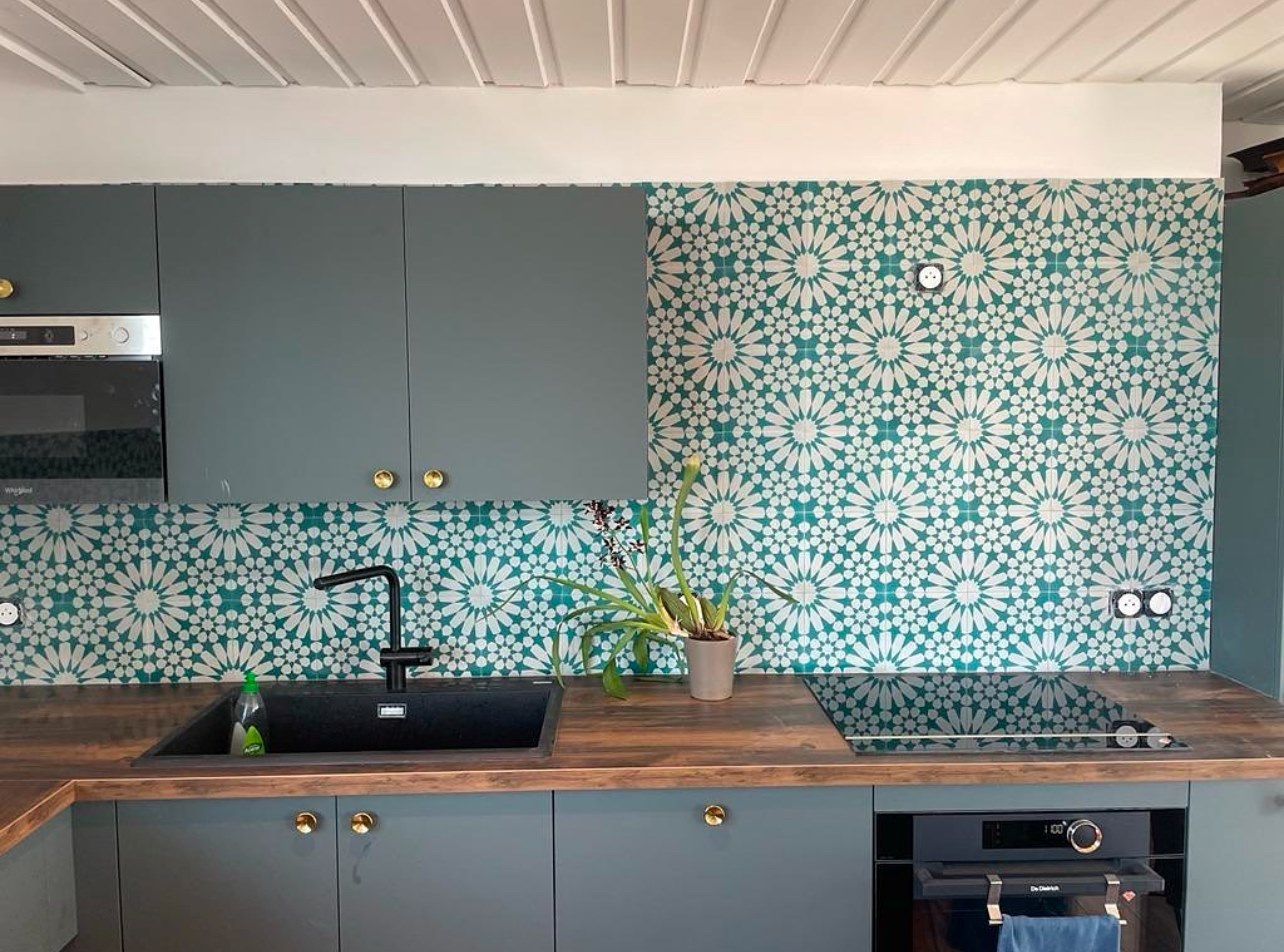 carreaux de ciement crédence cuisine